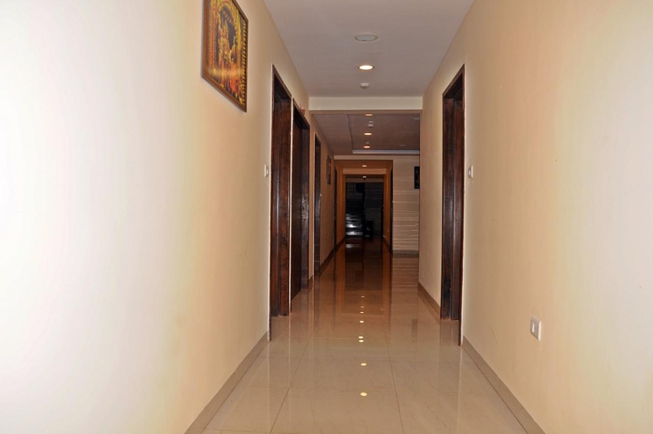 קולורו Hotel Mookambika Palace מראה חיצוני תמונה