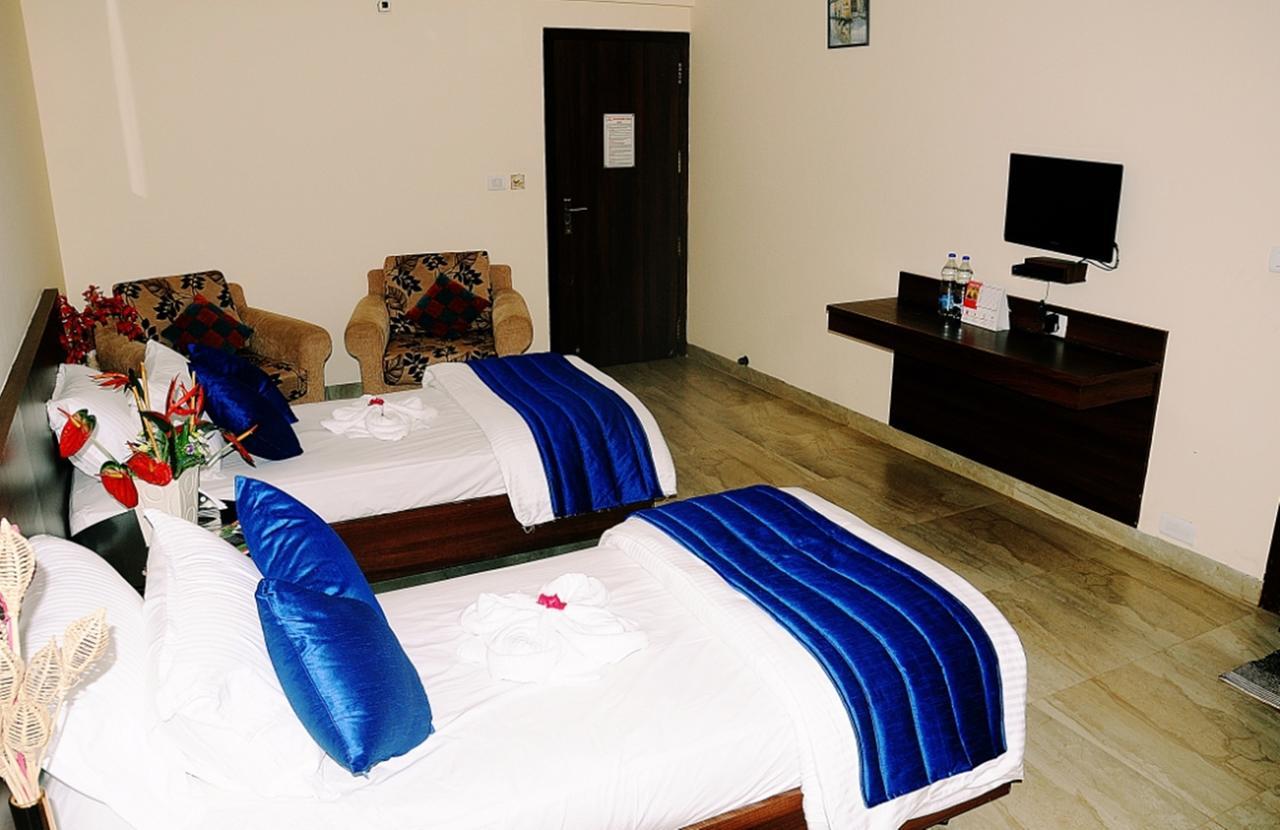 קולורו Hotel Mookambika Palace מראה חיצוני תמונה